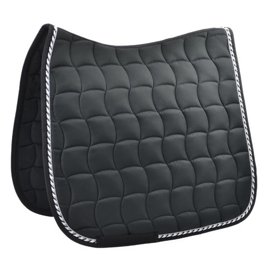 NoblePad – Hochwertige Dressurschabracke für Pferde
