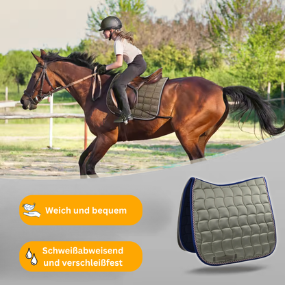 NoblePad – Hochwertige Dressurschabracke für Pferde